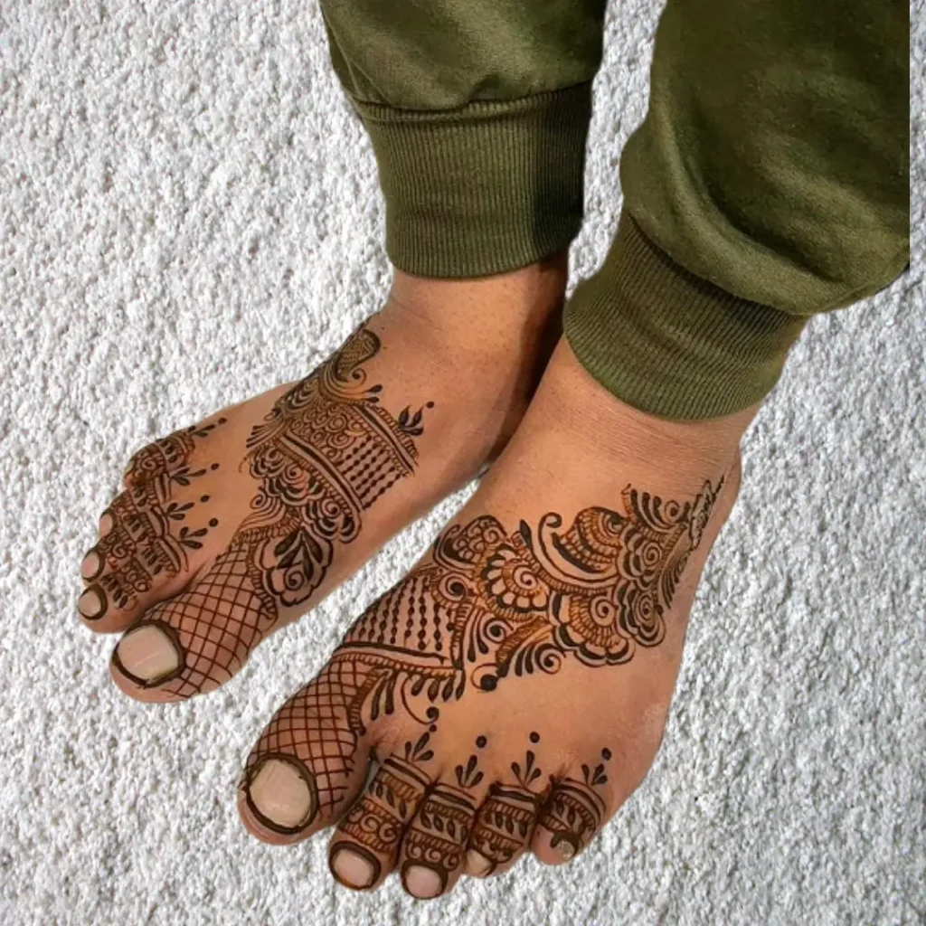 boy-1-22-1024x1024 50+ Latest Dulha Mehndi Design | दूल्हे की मेहंदी के फोटो 2024 